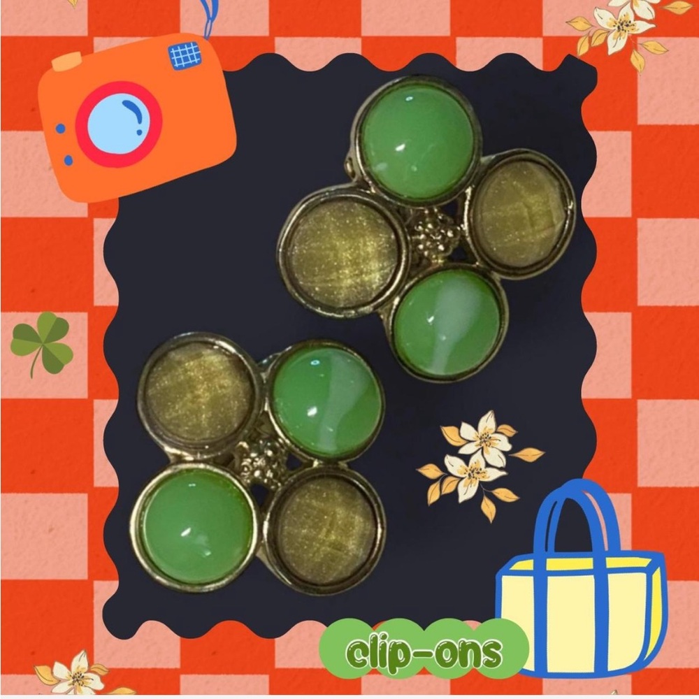 🍸 Bourgeois Green Glass Clip-on Earrings